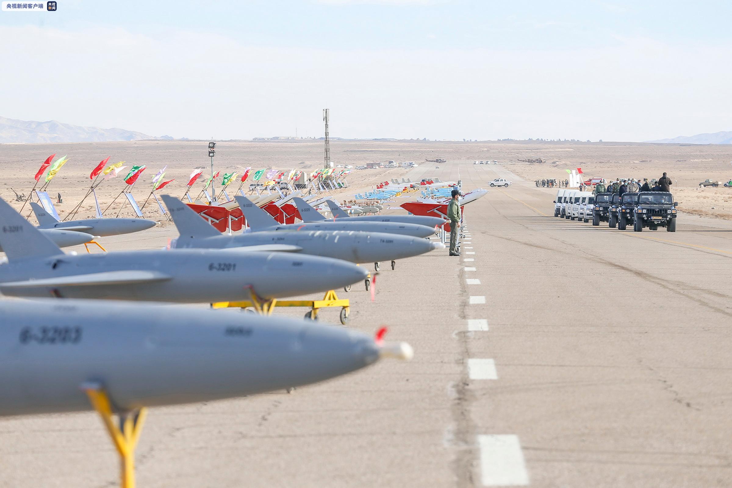 伊朗軍隊舉行大型聯(lián)合無人機軍事演習-我愛無人機網(wǎng)插圖