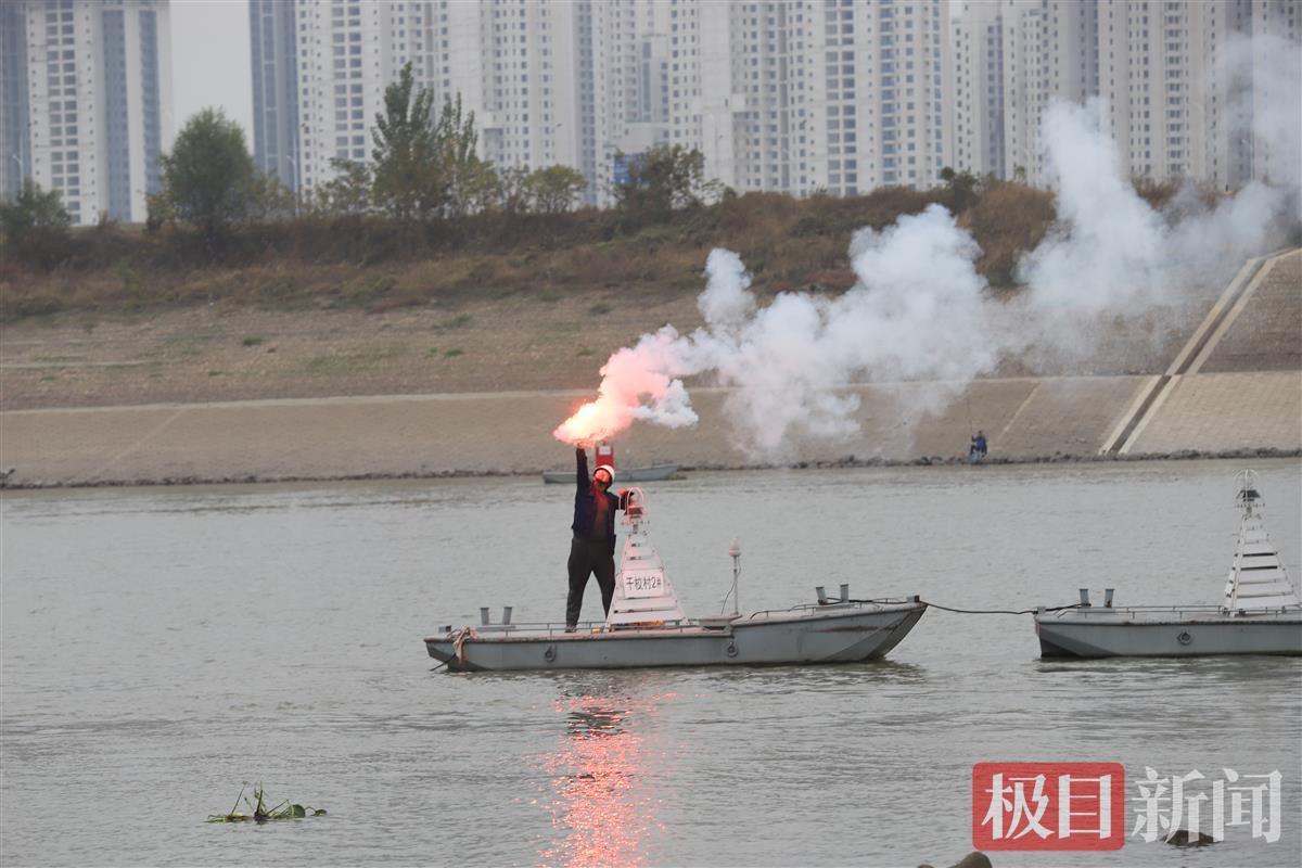 漢臺民間救援交流會在漢舉行，兩岸援救組織視頻連線展示實戰(zhàn)演練